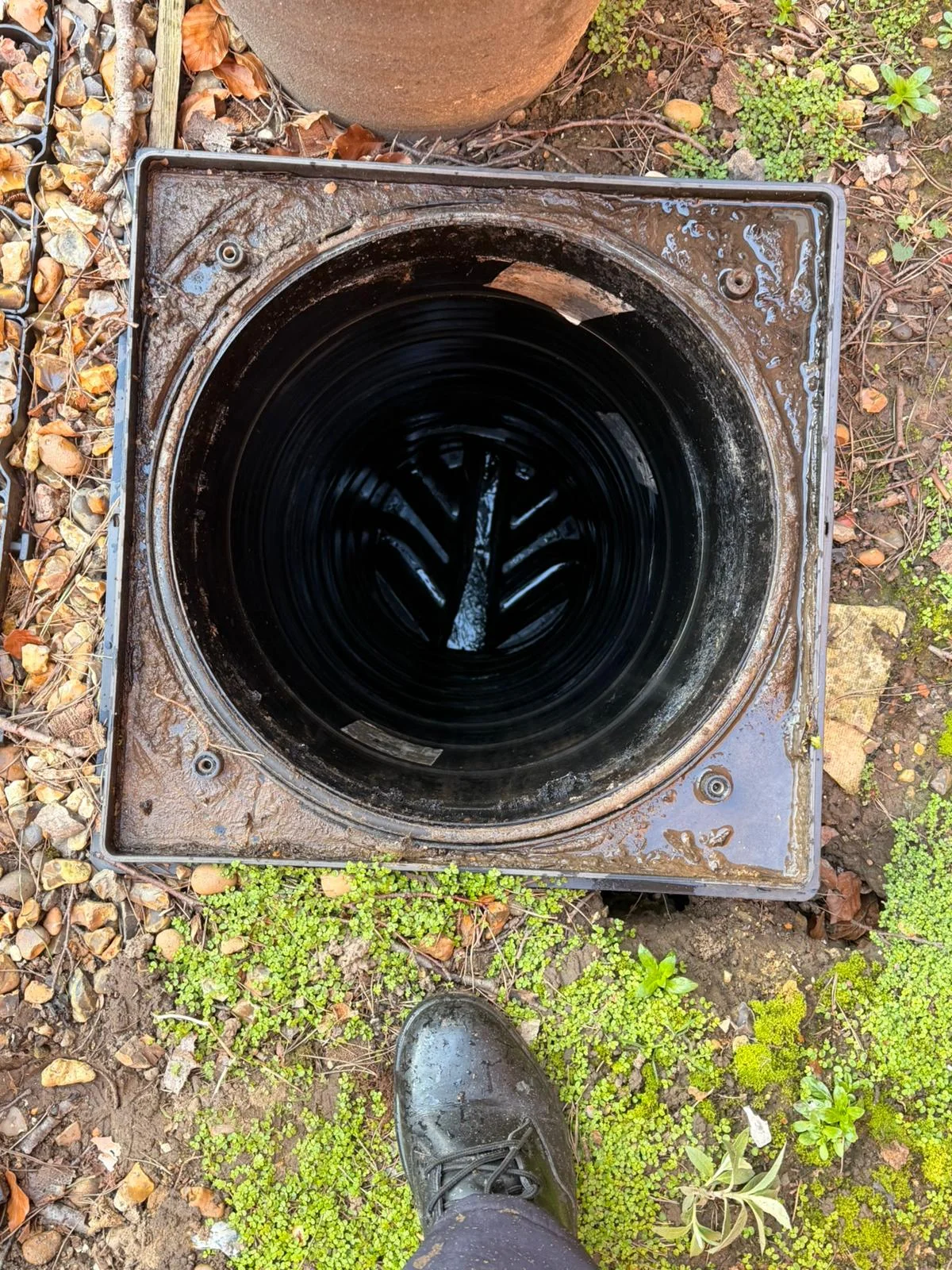 Clearing blocked drains using modern equipment in London